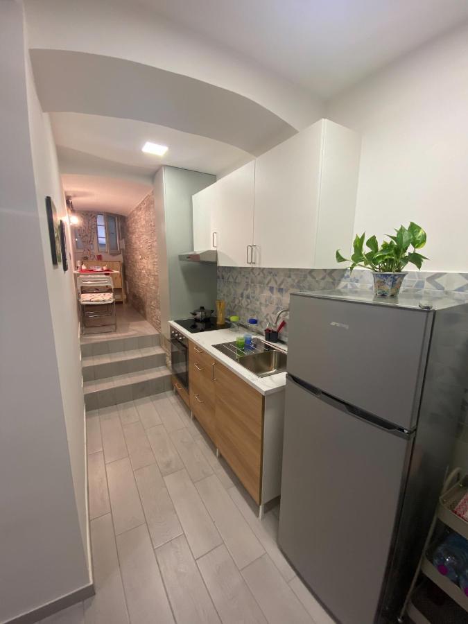 Artnapoli Apartment ภายนอก รูปภาพ